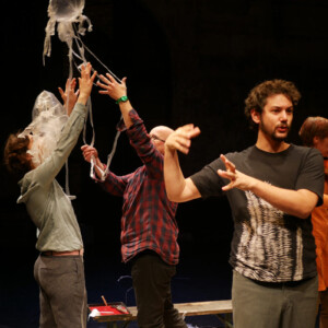 Foto des Theaterstück Dust - Staub des Figurentheaters Wilde & Vogel in Leipzig (foto Dana Ersing).