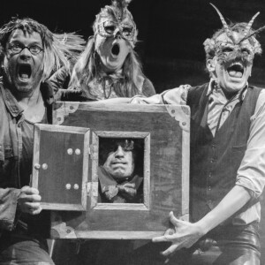 Foto des Theaterstück Frankenstein des Figurentheaters Wilde & Vogel in Leipzig (foto Michał Strokowski).