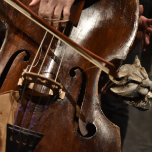 Photo of the play Songs for Alice, by Figurentheater Wilde & Vogel in Leipzig (photo Thilo Neubacher).