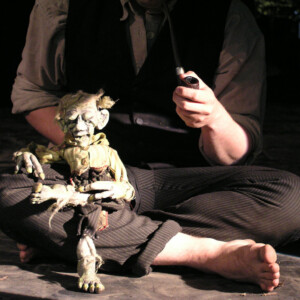 Photo of the play The Hobbit, by Figurentheater Wilde & Vogel in Leipzig (photo Charlotte Wilde).