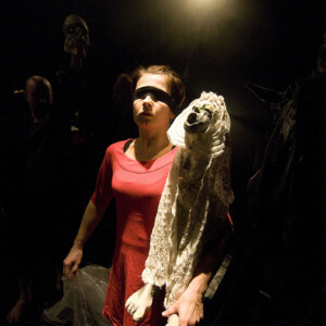 Foto des Theaterstück Krabat des Figurentheaters Wilde & Vogel in Leipzig (foto Michał Strokowski).