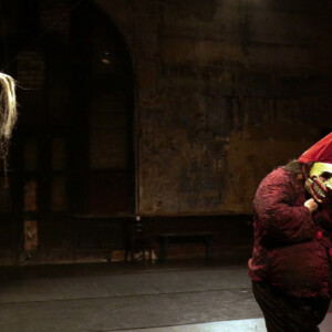 Foto des Theaterstück Der Reigen (fällt aus) des Figurentheaters Wilde & Vogel in Leipzig (foto Dana Ersing).
