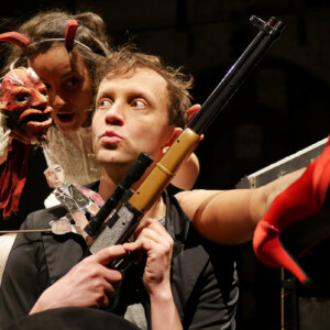 Photo of the play The fatal Marksman, by Figurentheater Lehmann & Wenzel with Michael Vogel, Leipzig (Photo Dana Ersing).
