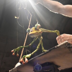 Foto des Theaterstück überALL unterALL des Figurentheaters Wilde & Vogel in Leipzig (Foto Thilo Neubacher).