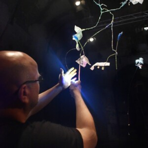 Photo of the play overALL underALL by Figurentheater Wilde & Vogel in Leipzig (photo Thilo Neubacher).