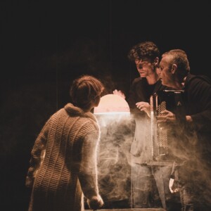 Foto von Superheroes: einer Aufführung von Grupa Coincidentia mit Figurentheater Wilde & Vogel, Foto Joanna Krukowska